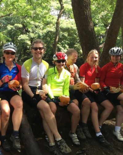 Ian Burnett Cycling on the  tour with redspokes